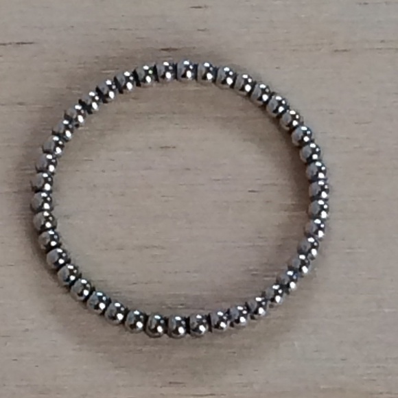 SILVER RING - Picture 2 of 7